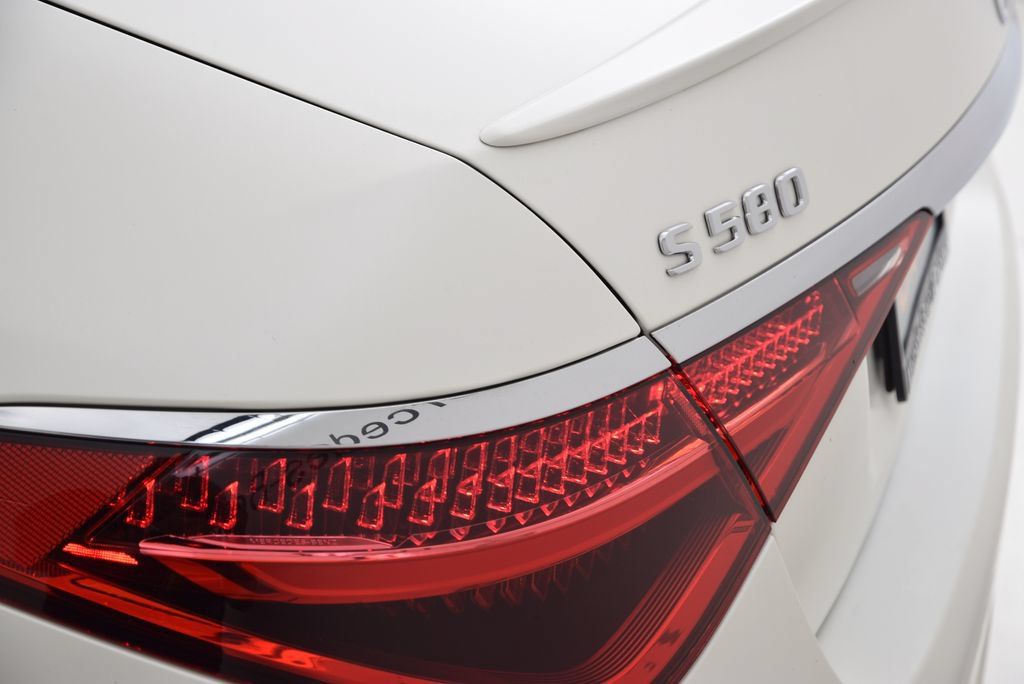 Certified 2023 Mercedes-Benz S 580 4MATIC Sedan image 13