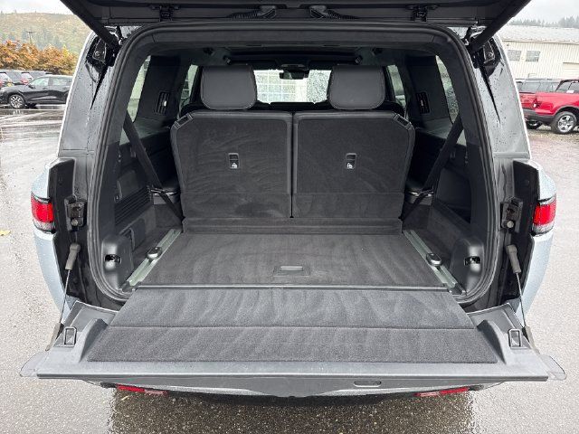 Used 2025 Rivian R1S Adventure Dual AWD/4WD image 15
