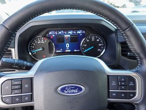 Used 2024 Ford Expedition Max XLT image 15