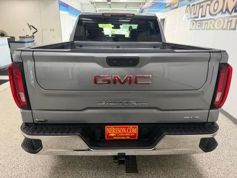 Used 2025 GMC Sierra 1500 SLT AWD/4WD image 6