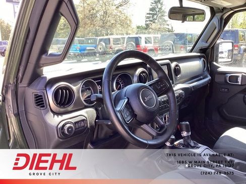 Used 2021 Jeep Wrangler Unlimited Sport AWD/4WD image 19