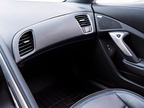 Used 2019 Chevrolet Corvette ZR1 RWD image 86
