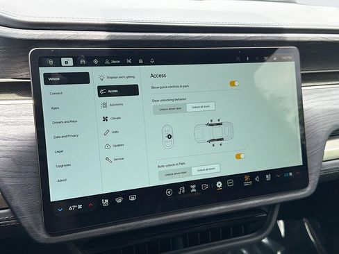 Used 2025 Rivian R1S Adventure AWD/4WD image 16