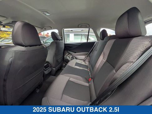 Certified 2025 Subaru Outback image 5