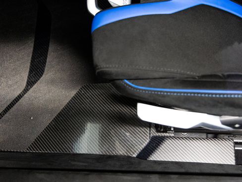 Used 2022 Lamborghini Huracan STO RWD image 51