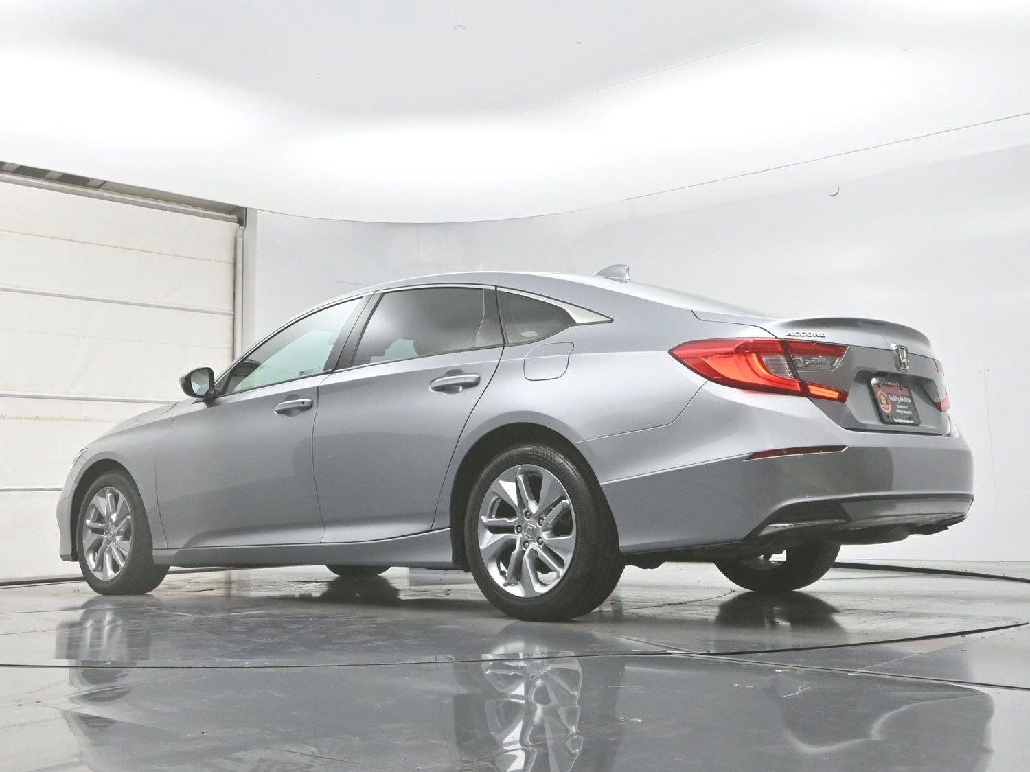 Used 2019 Honda Accord LX image 11