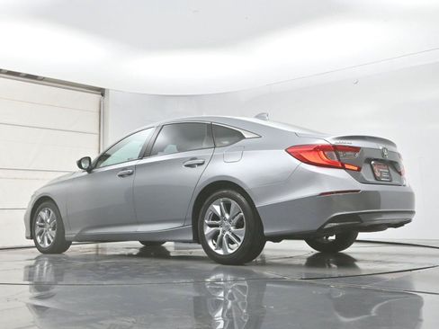 Used 2019 Honda Accord LX image 11