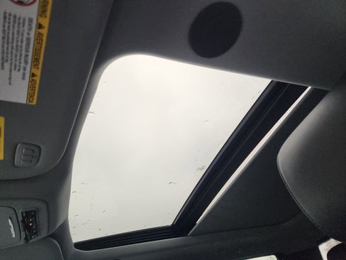 Used 2025 Ford F250 Lariat w/ Lariat Ultimate Package image 25