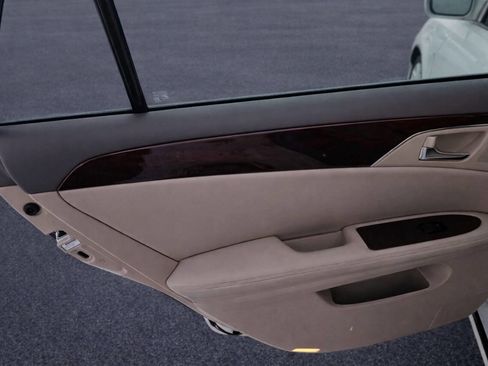 Used 2008 Toyota Avalon XLS image 12