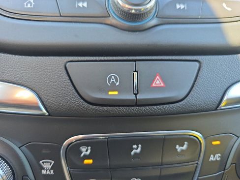 Used 2024 Chevrolet Equinox LT image 26