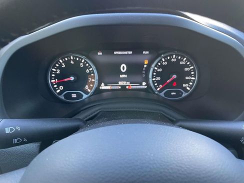 Used 2022 Jeep Renegade Limited w/ Sun, Sound & Wheels Group image 38