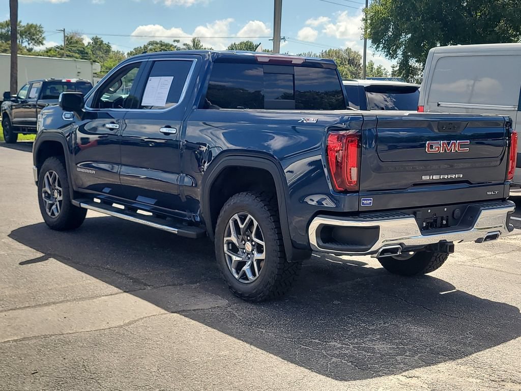 Used 2022 GMC Sierra 1500 SLT w/ SLT Premium Plus Package AWD/4WD image 4
