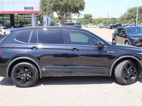 Used 2023 Volkswagen Tiguan SE R-Line FWD image 2