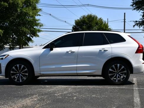 Certified 2023 Volvo XC60 B5 Plus w/ Climate Package AWD/4WD image 4