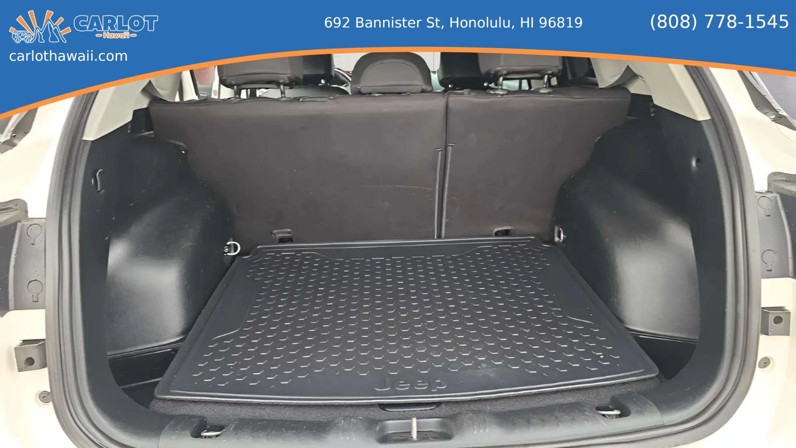 Used 2019 Jeep Cherokee Trailhawk AWD/4WD image 17