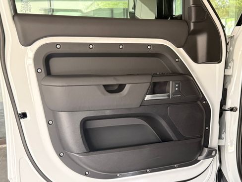 New 2026 Land Rover Defender 130 S AWD/4WD image 19