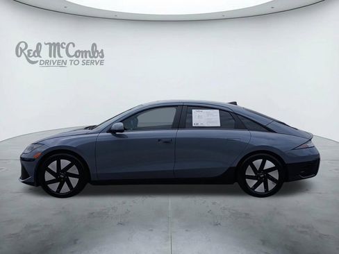 Used 2024 Hyundai Ioniq 6 SE RWD image 2