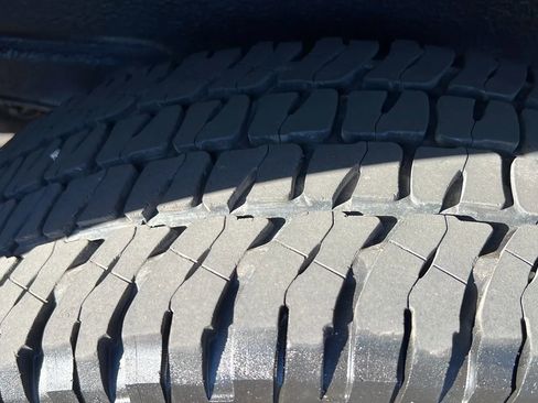 Used 2004 Ford Excursion Limited AWD/4WD image 36