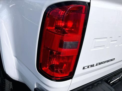 Used 2022 Chevrolet Colorado LT w/ Fleet Safety Package image 28