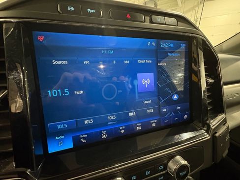 Used 2022 Ford F350 Limited w/ Snow Plow Prep Package image 18