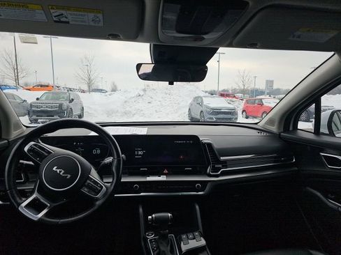 Used 2023 Kia Sportage EX image 10
