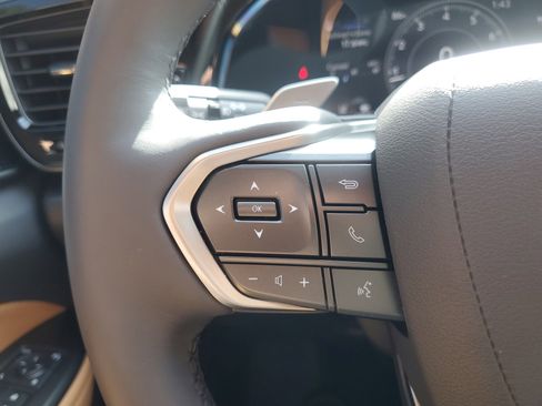 Certified 2025 Lexus NX 250 FWD image 22