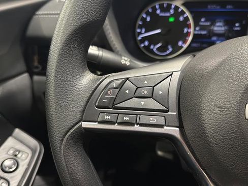 Used 2024 Nissan Sentra SV image 27