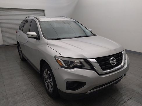 Used 2020 Nissan Pathfinder S image 13