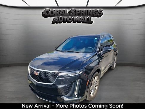 Used 2023 Cadillac XT6 Premium Luxury FWD image 4