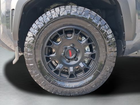 Used 2026 Toyota 4Runner SR5 AWD/4WD image 10