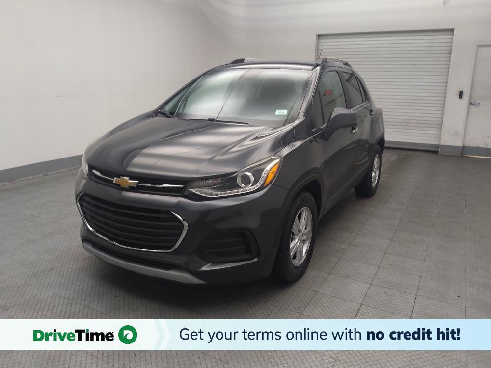 Used 2018 Chevrolet Trax LT w/ LT Convenience Package FWD image 1