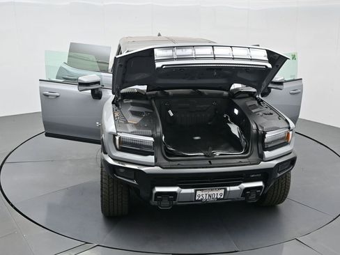 Used 2025 GMC Hummer EV 2X image 34
