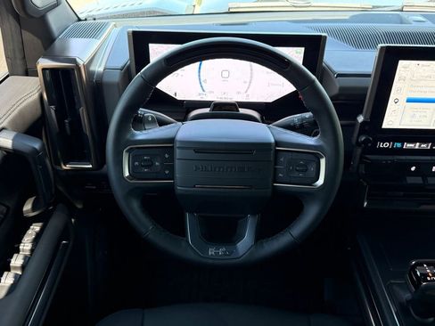 Used 2025 GMC Hummer EV 2X AWD/4WD image 20