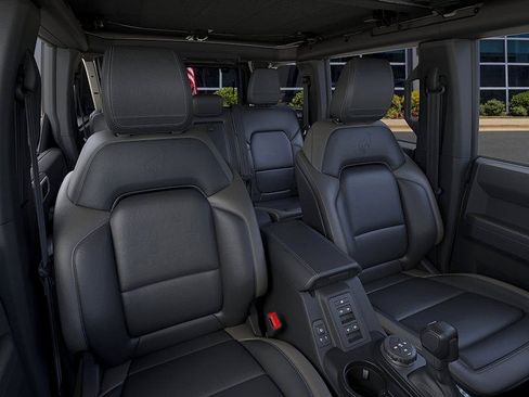 New 2025 Ford Bronco Outer Banks AWD/4WD image 10