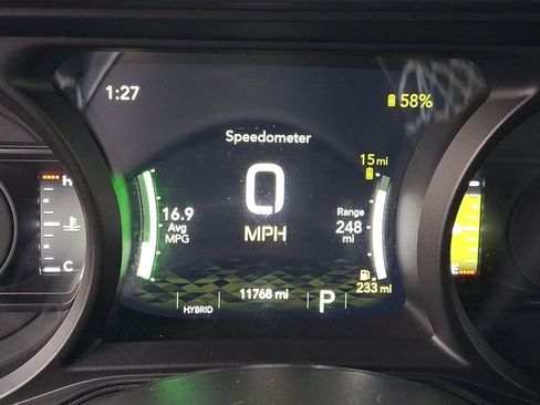Used 2025 Jeep Wrangler Unlimited Sahara w/ Safety Group AWD/4WD image 24