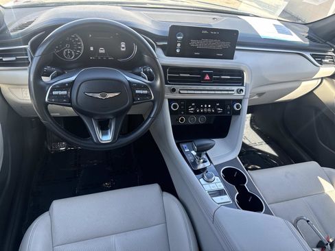Used 2025 Genesis G70 2.5T AWD/4WD image 7