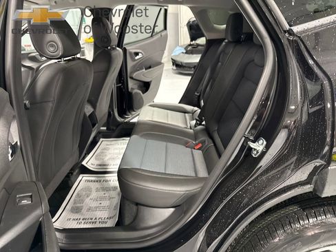New 2026 Chevrolet Trax LT w/ LPO, Blackout Package image 23
