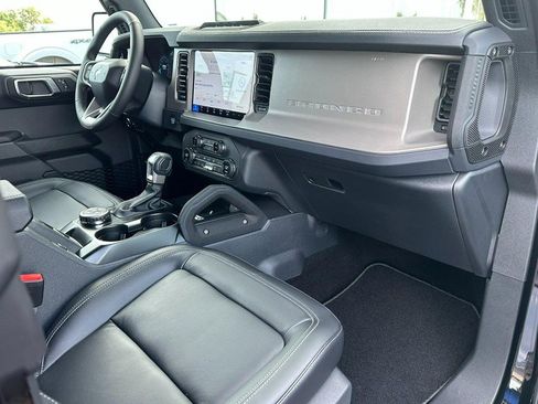 New 2025 Ford Bronco Outer Banks w/ Sasquatch Package image 12