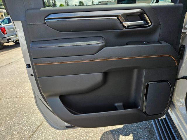 New 2026 GMC Sierra 2500 AT4 w/ Max Trailering Package AWD/4WD image 19