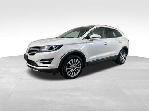 Used 2017 Lincoln MKC Reserve AWD/4WD image 2