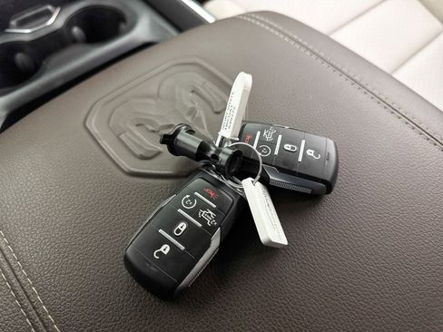 Used 2025 RAM 1500 Laramie w/ Trailer Tow Group image 35