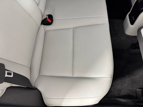 Used 2025 Hyundai Kona Limited image 38