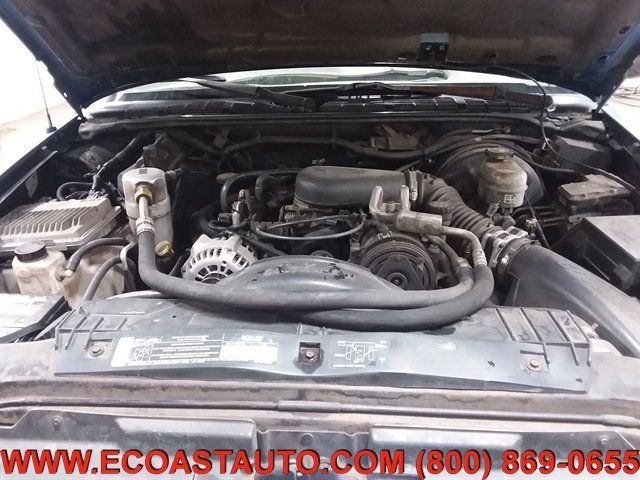 Used 2000 Chevrolet S10 Pickup LS w/ Preferred Equipment Group AWD/4WD image 9