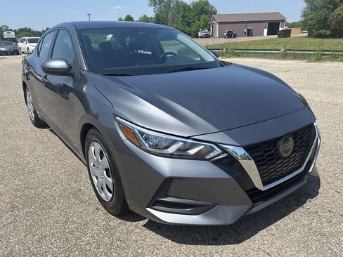Used 2020 Nissan Sentra S FWD image 1