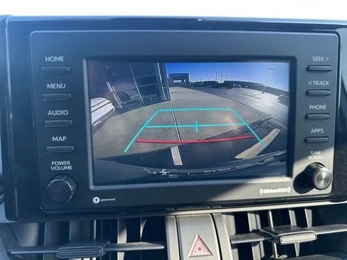 Used 2022 Toyota RAV4 XLE image 16