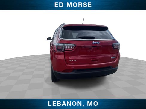 Used 2025 Jeep Compass Latitude w/ Sun & Sound Group AWD/4WD image 7