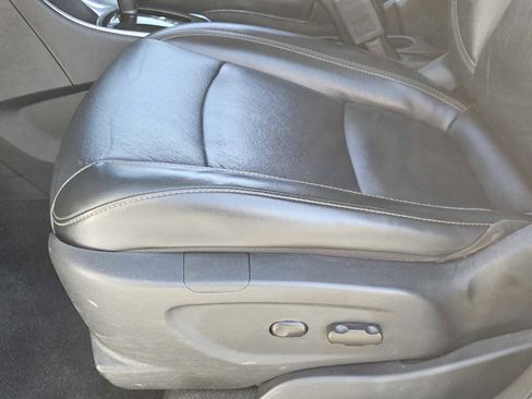 Used 2017 Chevrolet Trax Premier w/ Driver Confidence II Package image 23