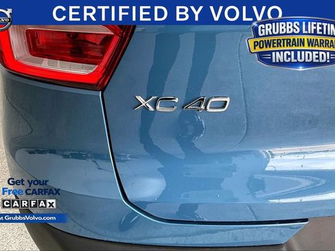 Certified 2025 Volvo XC40 B5 Core AWD/4WD image 39