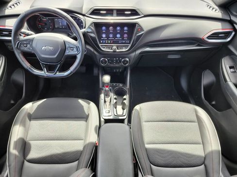 Used 2023 Chevrolet TrailBlazer RS w/ Convenience Package FWD image 10