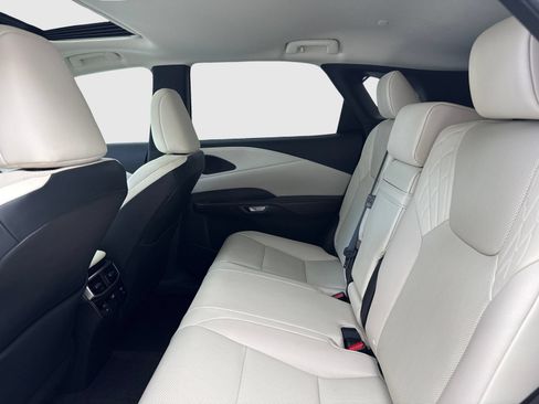 Used 2024 Lexus RX 350 Premium w/ Accessory Package (Z1) FWD image 38